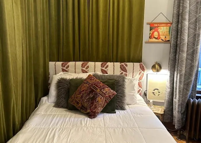 Apartment Friendly Chicago Berwyn