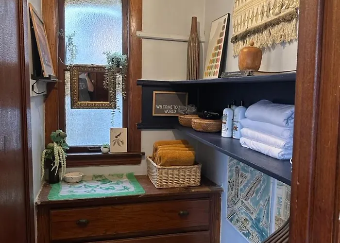 Apartment Friendly Chicago
