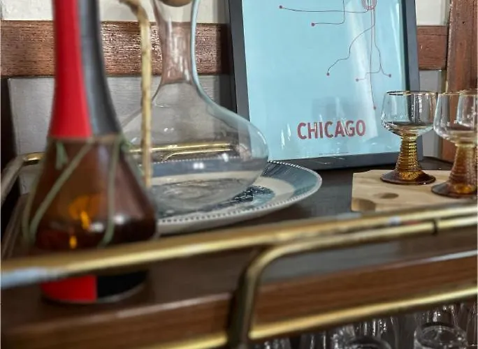 Apartment Friendly Chicago *